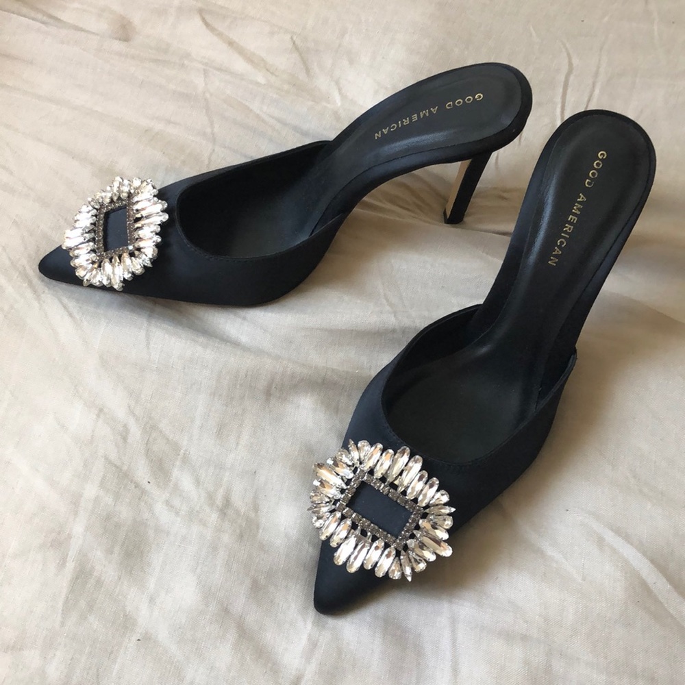 GOOD AMERICAN JEWELED MULE